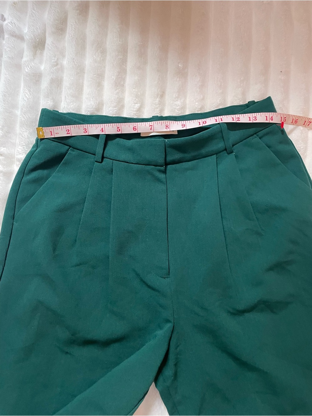 Abercrombie & Fitch Wide-Leg High-Rise Pants in Forest Green - Picture 13 of 16